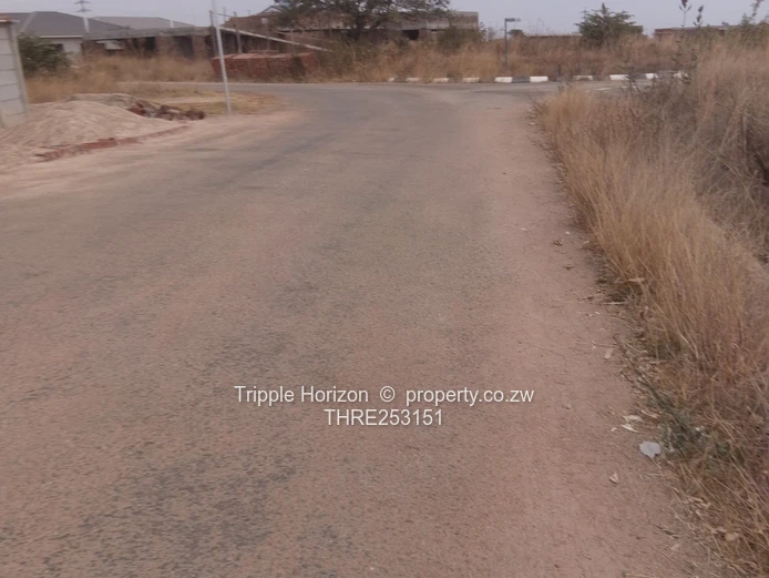 Nyabira(Penrose) 615m² Stand – Tarred Roads, Water & Sewer