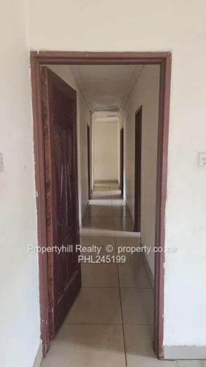 Vacant House  Available For Immediate Occupation  (Sole Mandate)