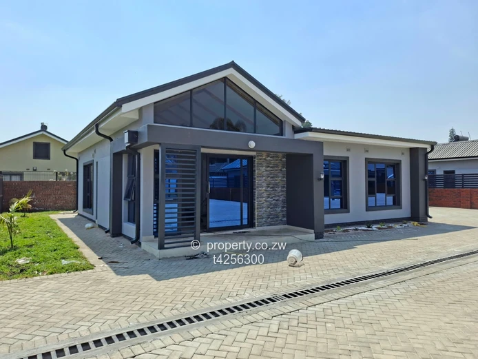 Borrowdale neat 3 bedroomed Cluster to rent