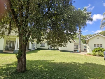 Luxurious Alex Park Estate