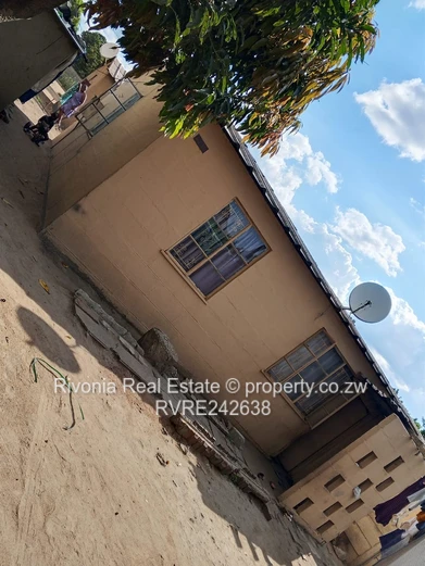 Modest 2-Bed Glen Norah Home with Satellite Dish