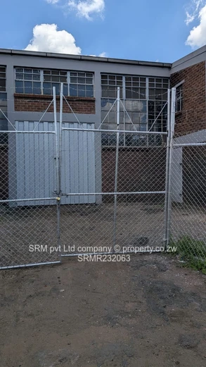 A warehouse to let in Ardbennie 