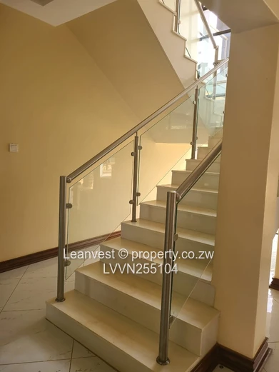 Spacious 6-Bed Home with Pool in Mount Pleasant Heights