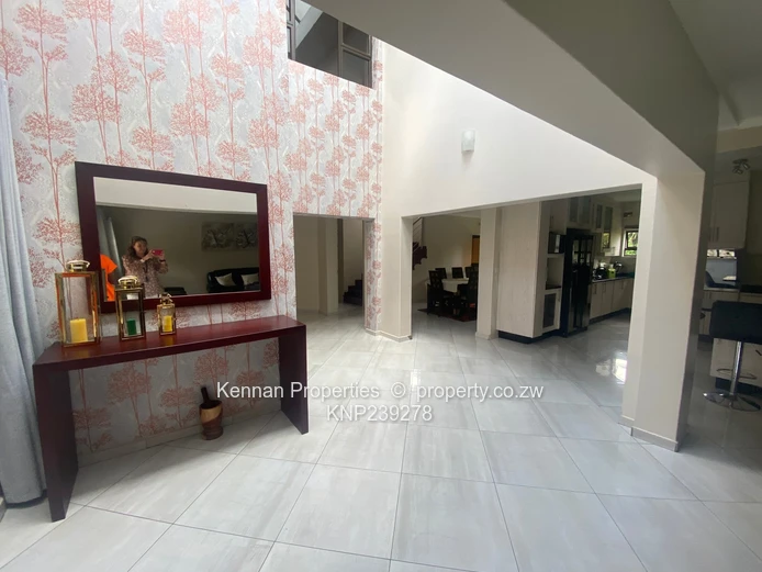 Executive home in Complex of 4 Units