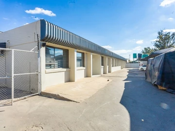 Commercial/Industrial Property for Sale 