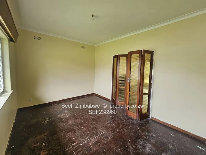 Spacious 4-Bedroom Family Home in Mabelreign