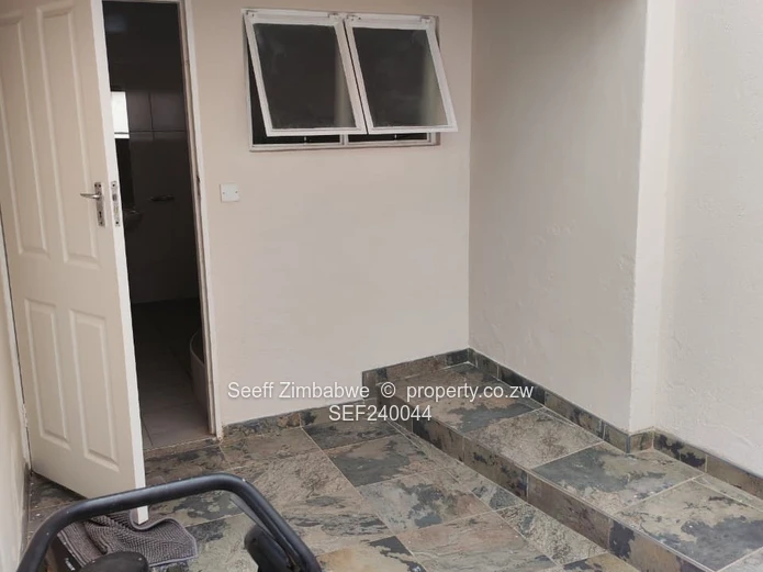 Selbourne Park | BULAWAYO Modern Family Home – Corner Stand