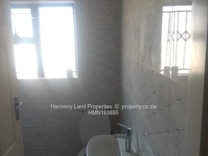 MANRESA -3 bedroomed cottage to rent