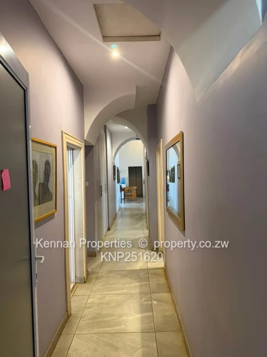 Prime office for rent in Pomona