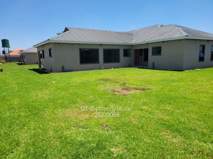 Hogerty Hill Town House to Let