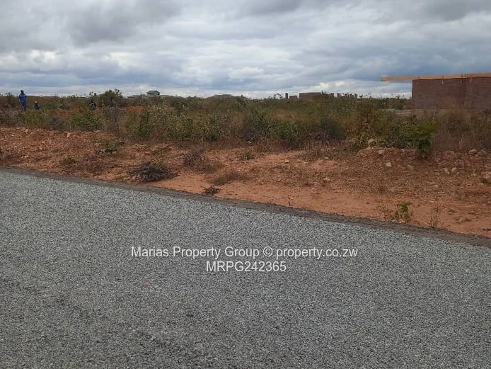 335 sqm Stand on Tarred Road — Cold Comfort, Harare West