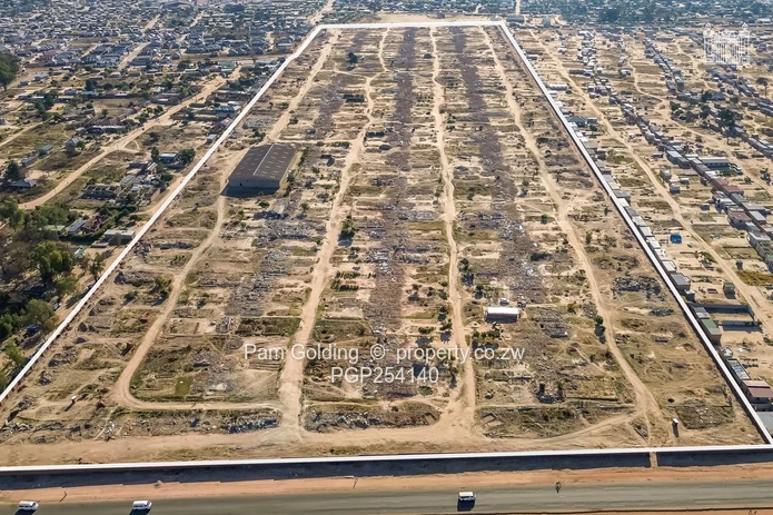 20 Hectares Ideal For A Mixed Use Development Along Chitungwiza Rd