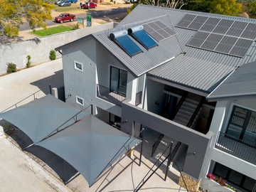 3 Bedroom Garden Flat