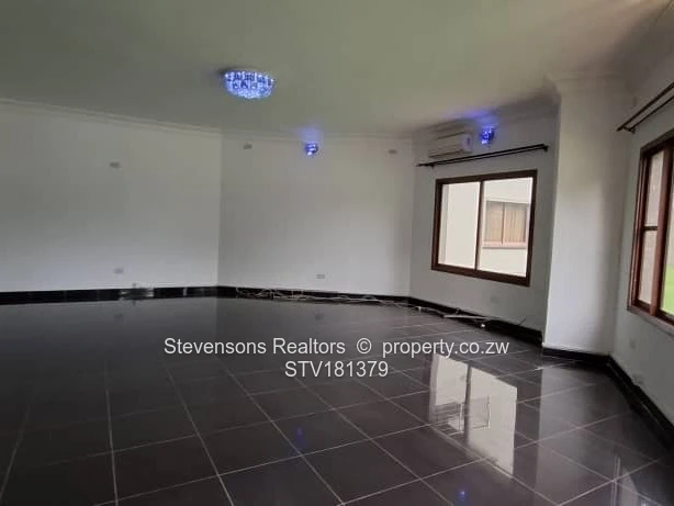 6-Bedroom Luxurious Rental in Shawasha Hills, Harare with Pool & Borehole!