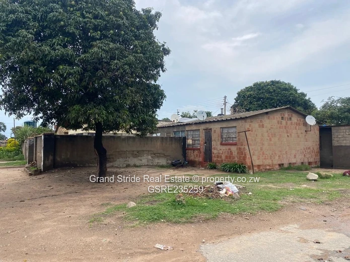 Corner Core House For Sale In Zengeza 3