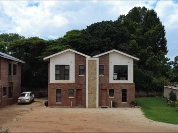 3 Bedroom Flat & Apartment