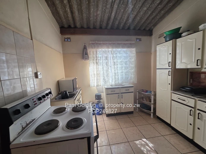 House For Sale In Cowdray Park