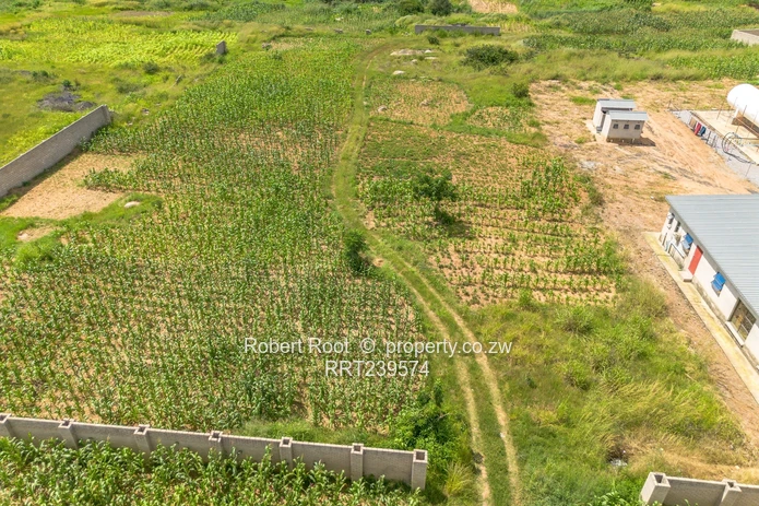 Commercial industrial stand in Chitungwiza