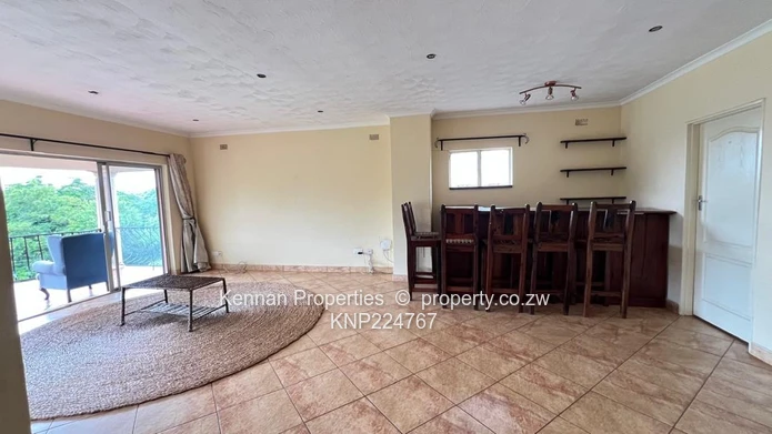 Family home close to Chisipite school 