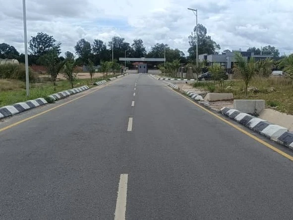 Stands & Residential Land