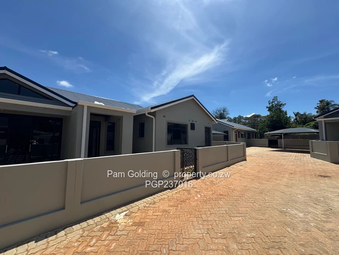 Modern Townhouse - Northwood