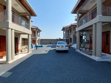 4 Bedroom Townhouse Complex