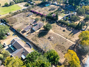 Commercial & Industrial Land