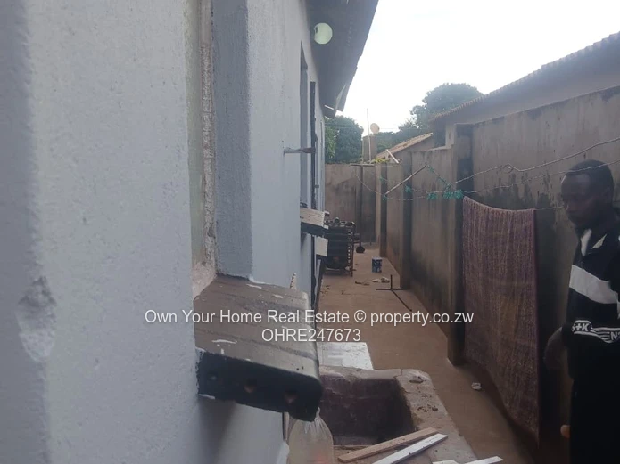 Freshly Painted 4-Bed Home with Enclosed Yard in Sunningdale