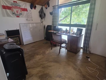 4 Bedroom Flat & Apartment