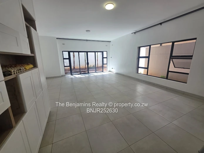 Townhouse In Avondale