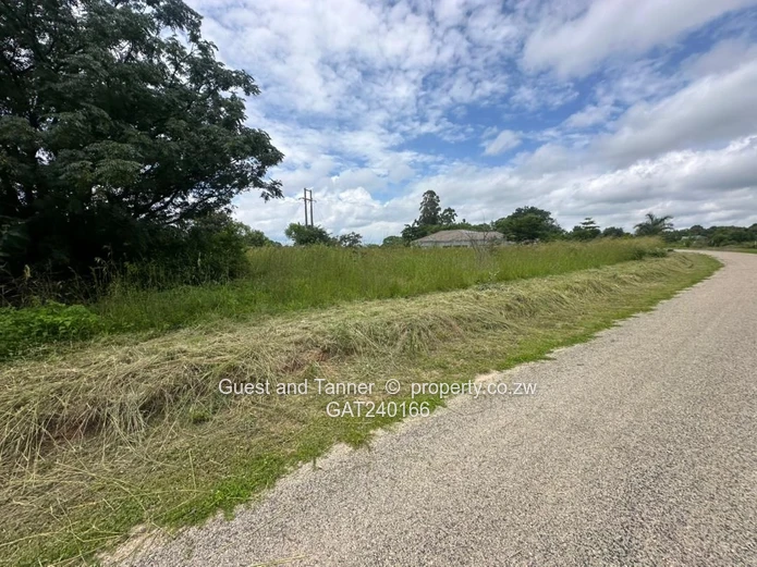 Ruwa Golf Course Residential Stand for Sale. Prime 2700sqm Land with Road Access (Sole Mandate)