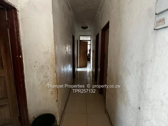 4-Bed recently rennovated Chitungwiza — Tiled & Verandah