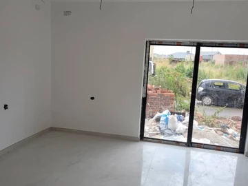 3 Bedroom Flat & Apartment