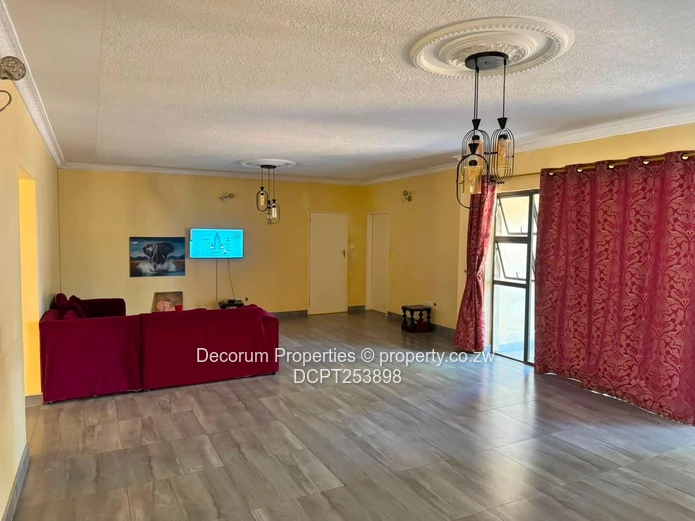 House For Sale: Borrowdale  Quinnington  (Sole Mandate)