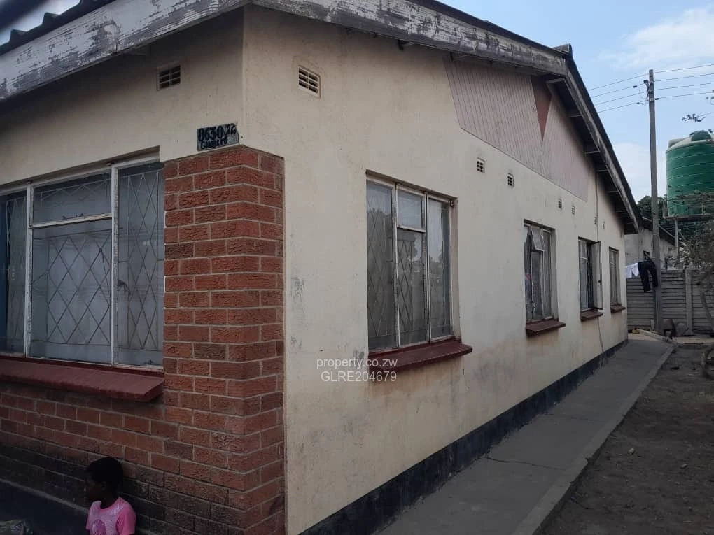 4 Bed Houses for Sale in Zengeza GLRE204679