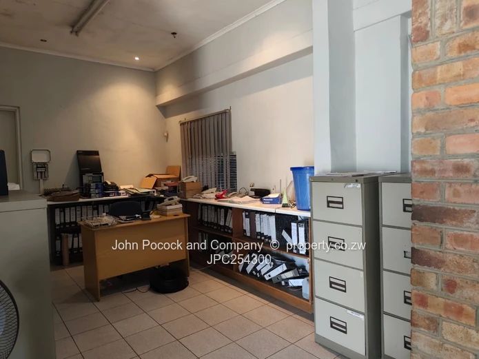 Workshop and office space in Prime Belmont Area
