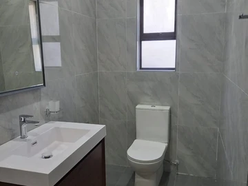 3 Bedroom Garden Flat