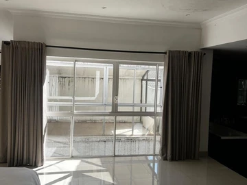 3 Bedroom Flat & Apartment