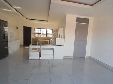3 Bedroom Flat & Apartment