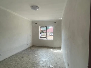 3 Bedroom Garden Flat