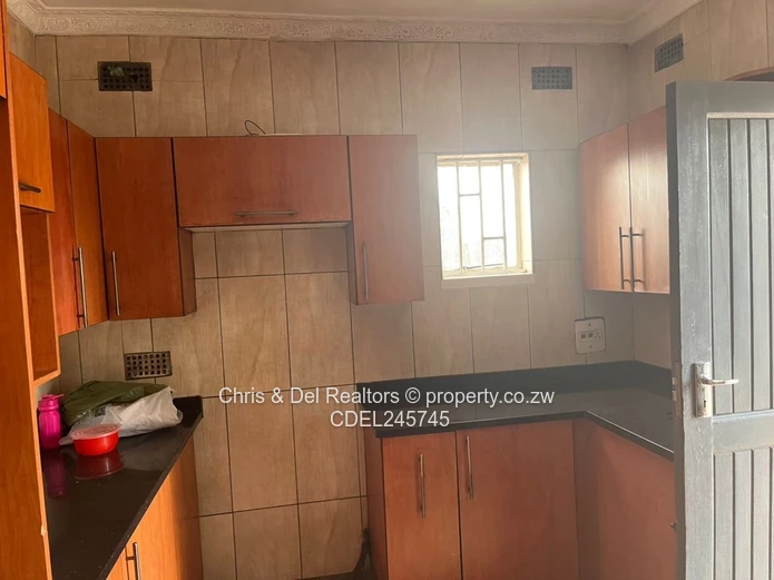 House to rent in Haig Park