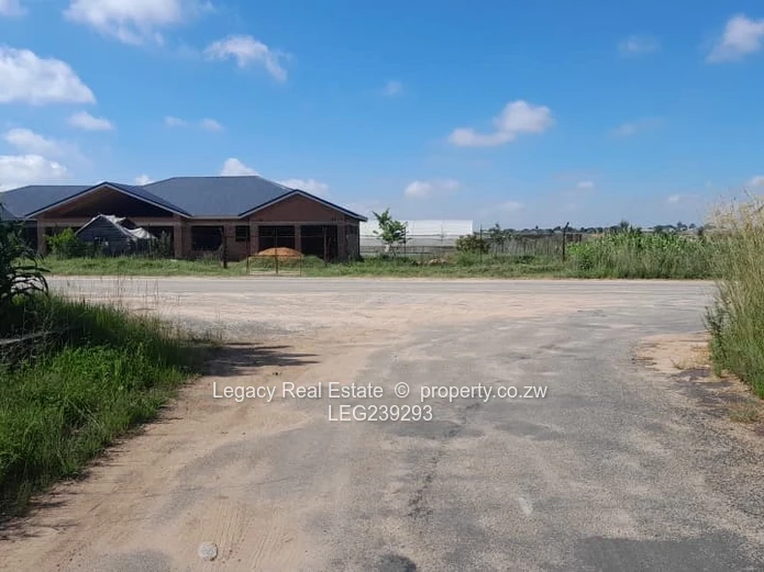 1,200SQM Stand For Sale in Invelengus Ruwa Opposite Damofalls.