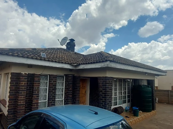 5 Bedroom House