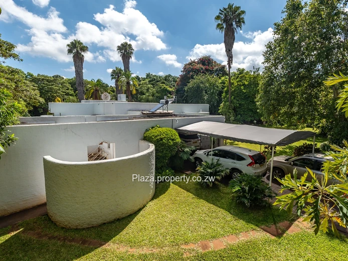 Elegant 4-Bedroom Family Home In Highlands (Sole Mandate)