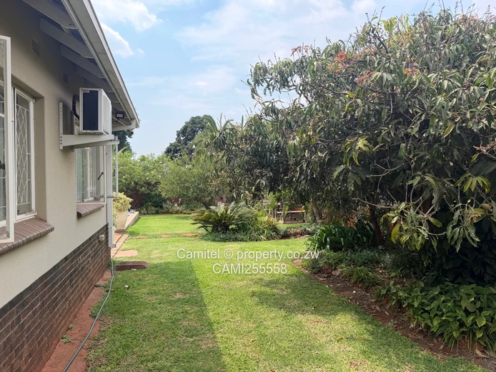 Stylish 3-Bed Home in Upper Hillside with Pool & Borehole