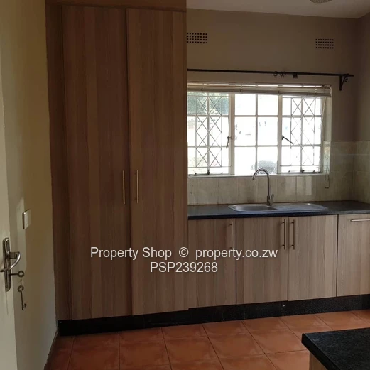 Family Home in A Leafy Suburb!