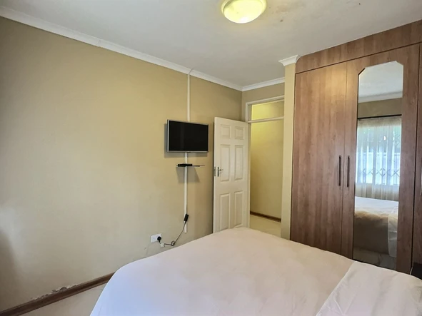 3 Bedroom Garden Flat