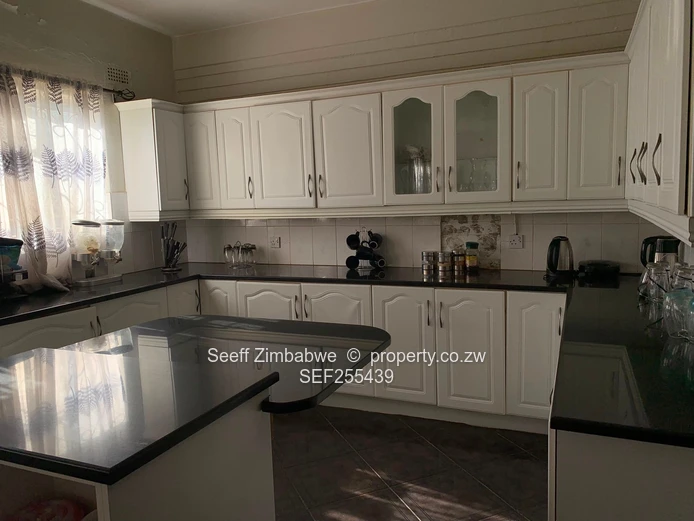 Eastlea: 5-Bed Family Home Forsale