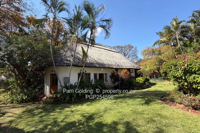 Stunning Property in Old Victoria Falls