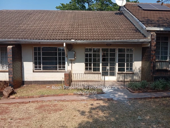 2-Bed Garden Flat Greendale North with Borehole